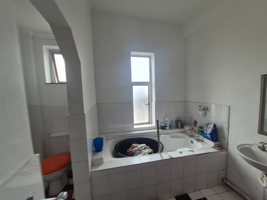 2 Bedroom Property for Sale in Port Elizabeth Central Eastern Cape